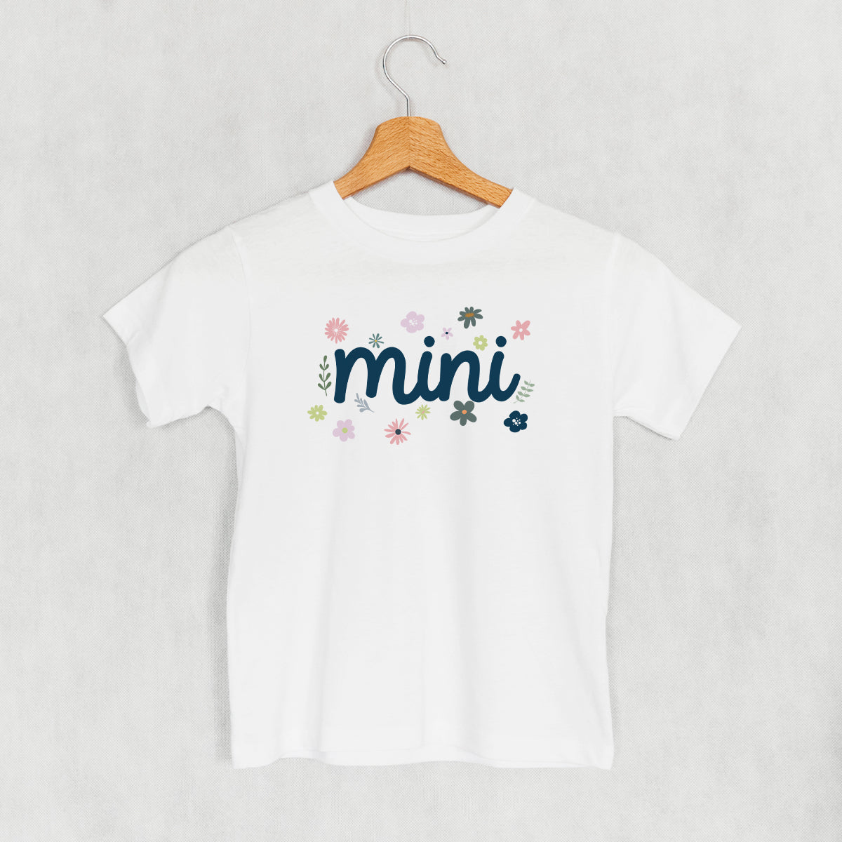 Mini (Dainty Flower Script) (Kids)